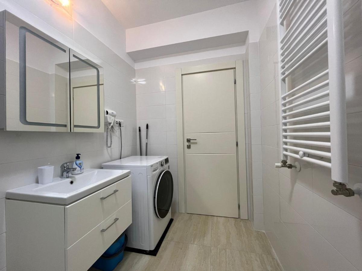 Perfect Host Palas 2 Rooms Iasi Eksteriør bilde